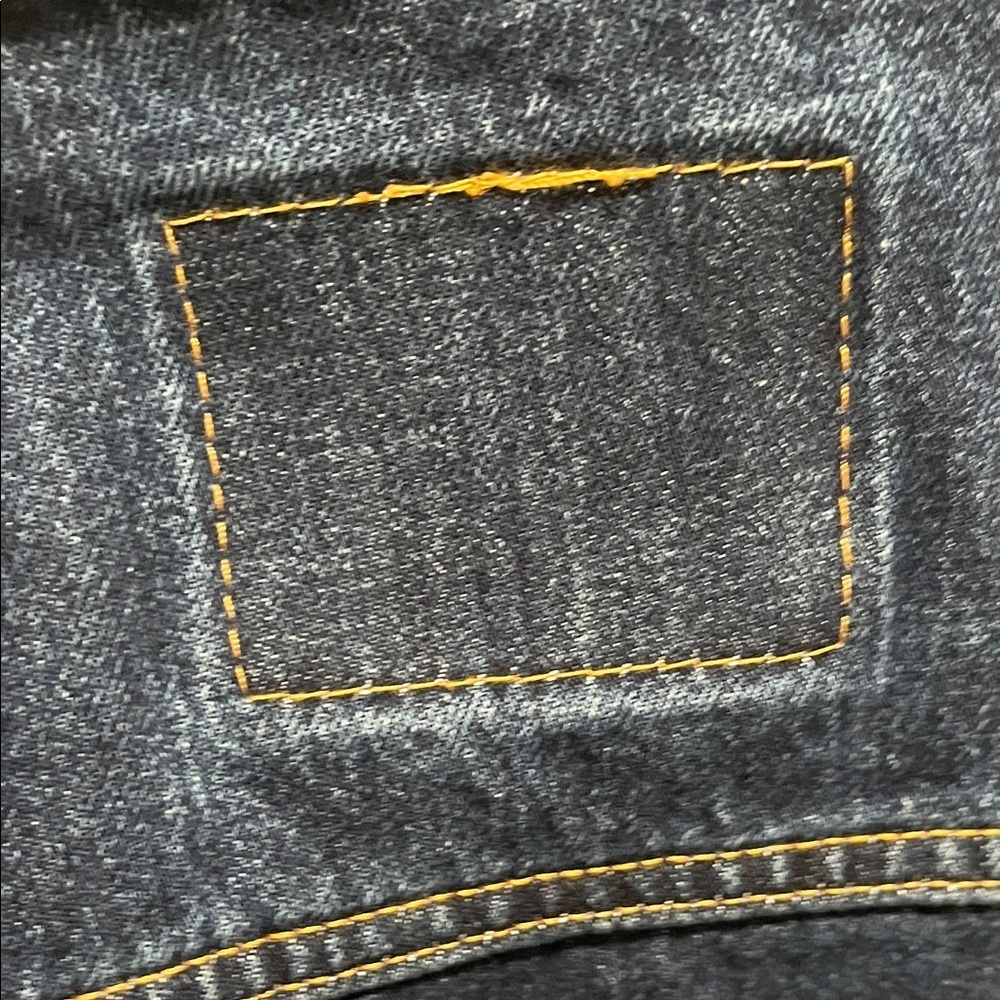 Levi's Women's Dark Blue Jean Jacket size medium - Picture 4 of 5